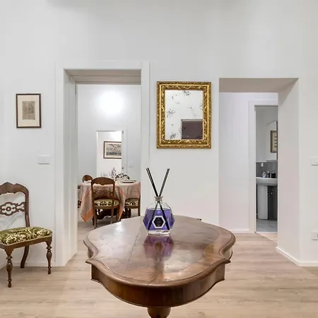 דירה Carbonara Palace 1 - Luxury Comfort Under Medieval Towers