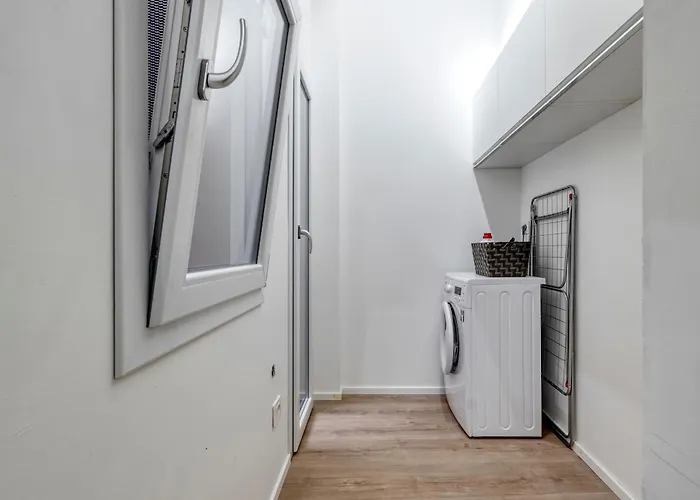 Daire Carbonara Palace 1 - Luxury Comfort Under Medieval Towers Bolonya