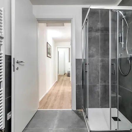Carbonara Palace 1 - Luxury Comfort Under Medieval Towers Bolonia